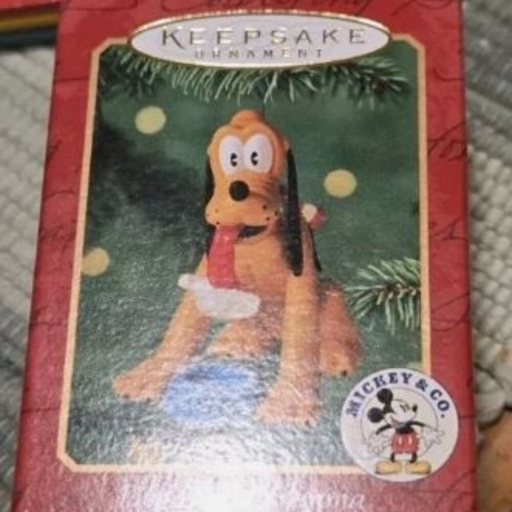 New Pluto Dog Dish Dilemma Ornament Hallmark 2000